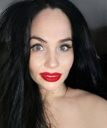 Искусительница с шаловливыми глазками предлагает встречу, полную страсти и наслаждения. Готова исполнить все твои желания и фантазии. Обещаю, тебе будет невероятно хорошо! 891, 37 лет